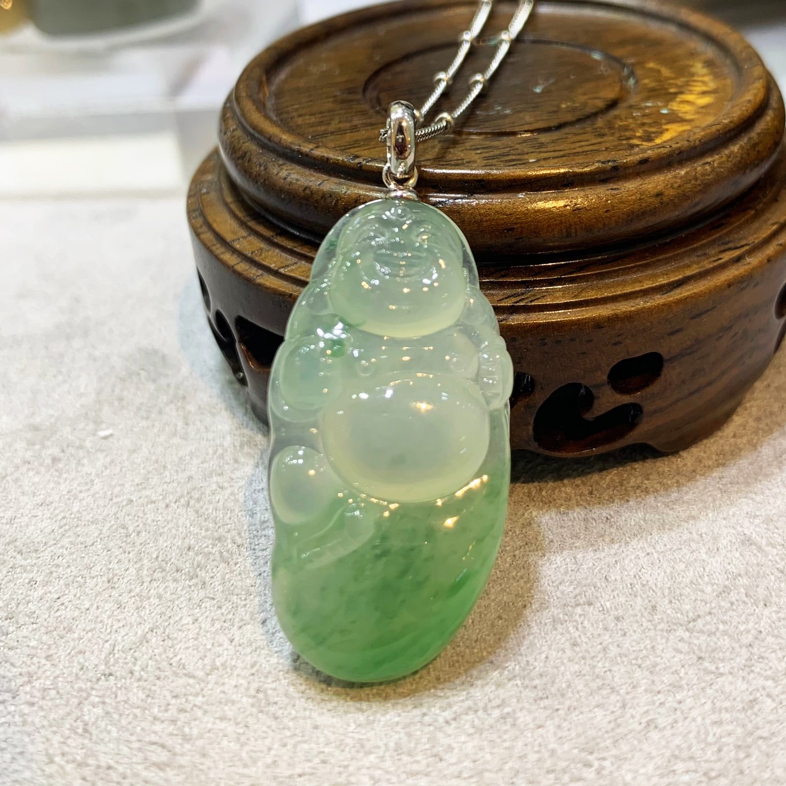 冰玻種飄綠布袋彌勒(已售出)