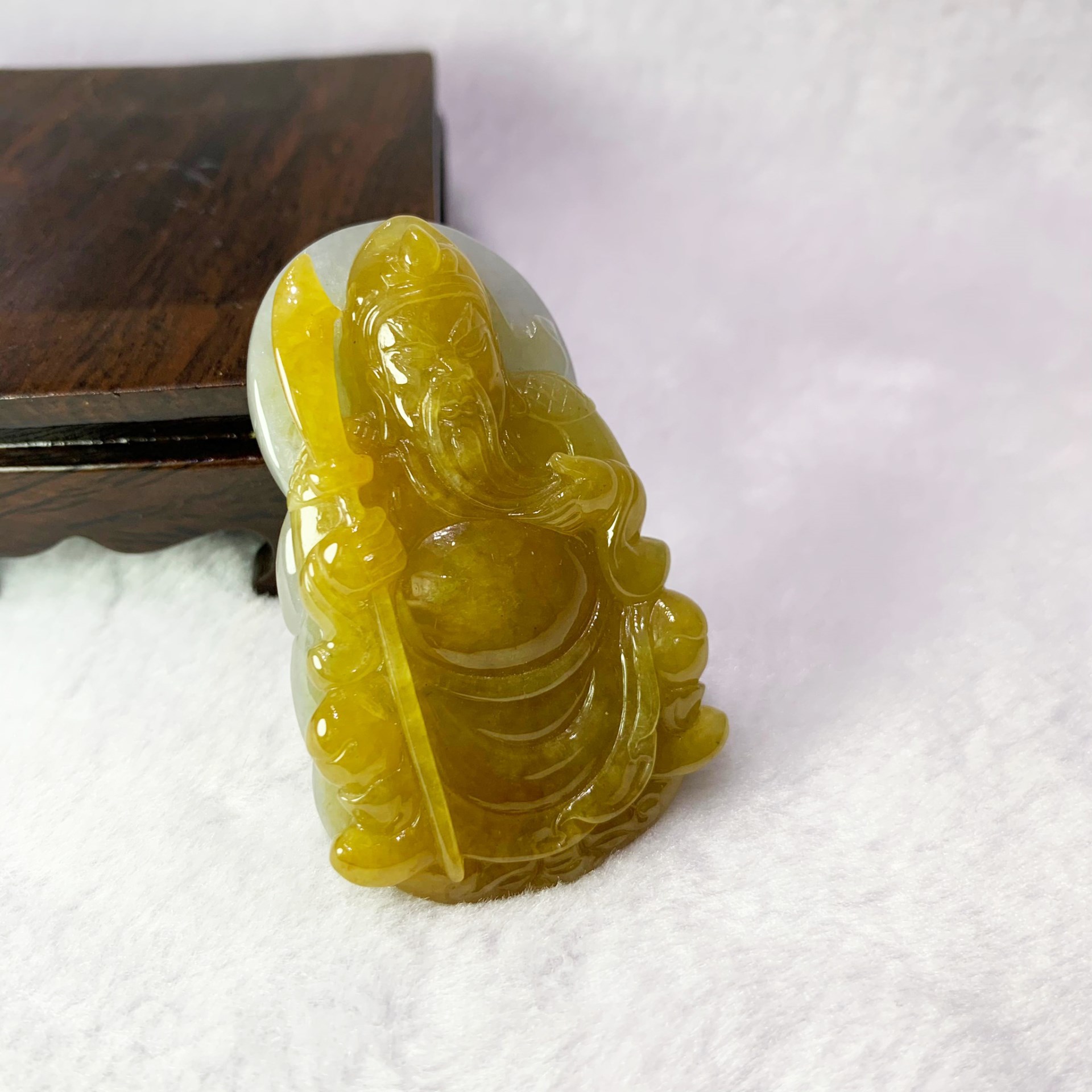 黃翡關公玉墜(已售出)