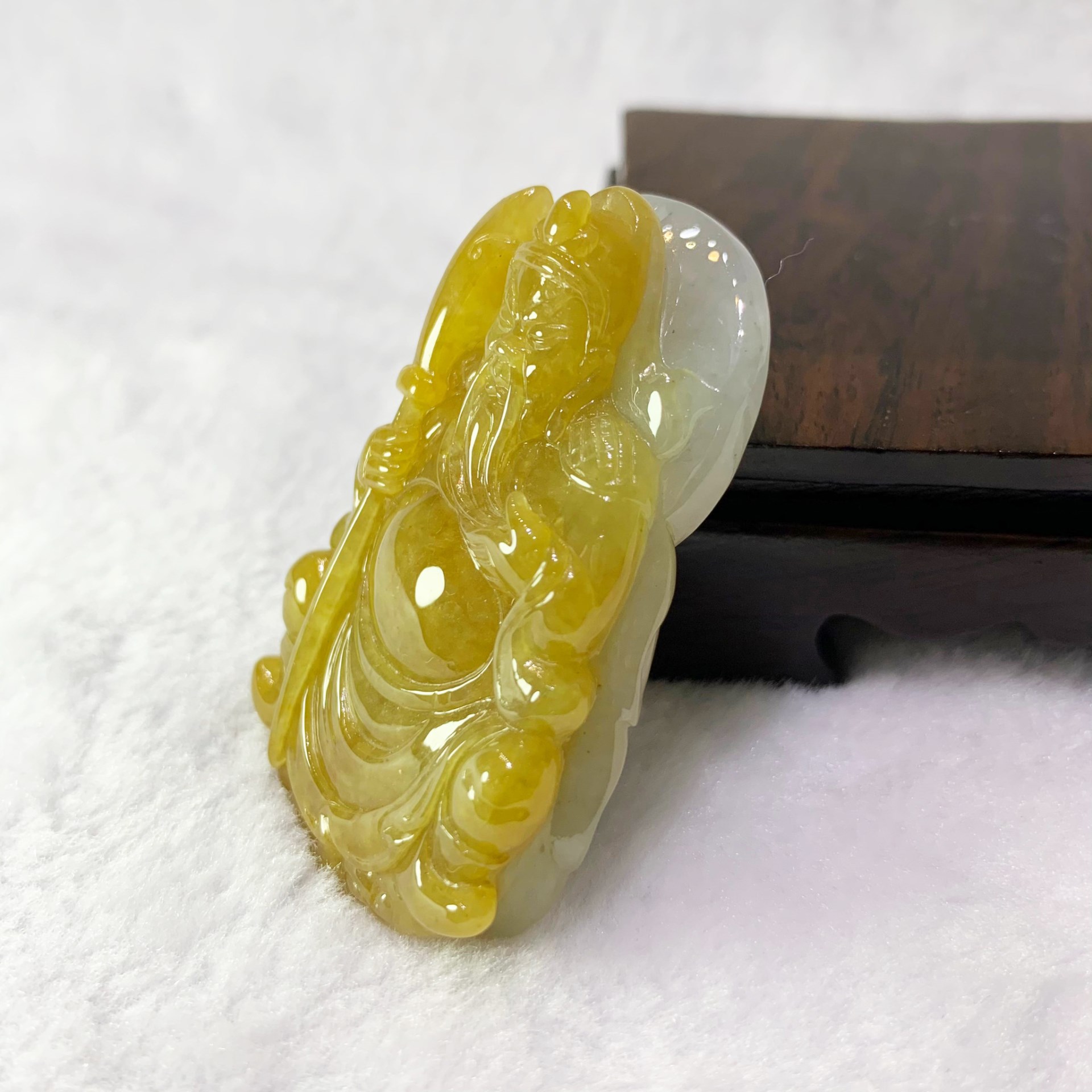 黃翡關公玉墜(已售出)