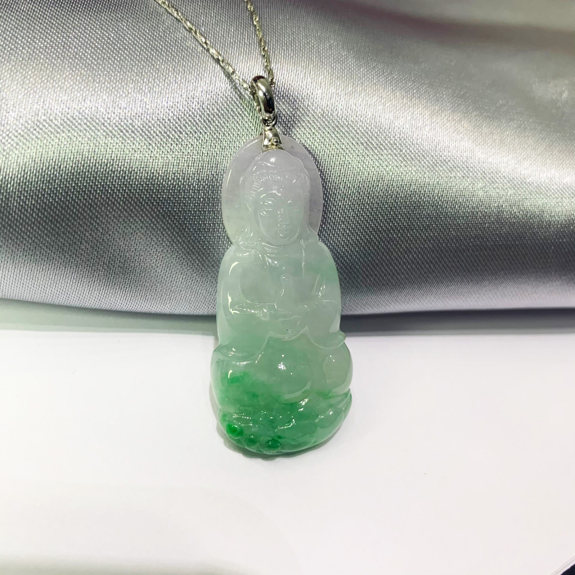 冰種春帶財觀音玉墜(已售出)