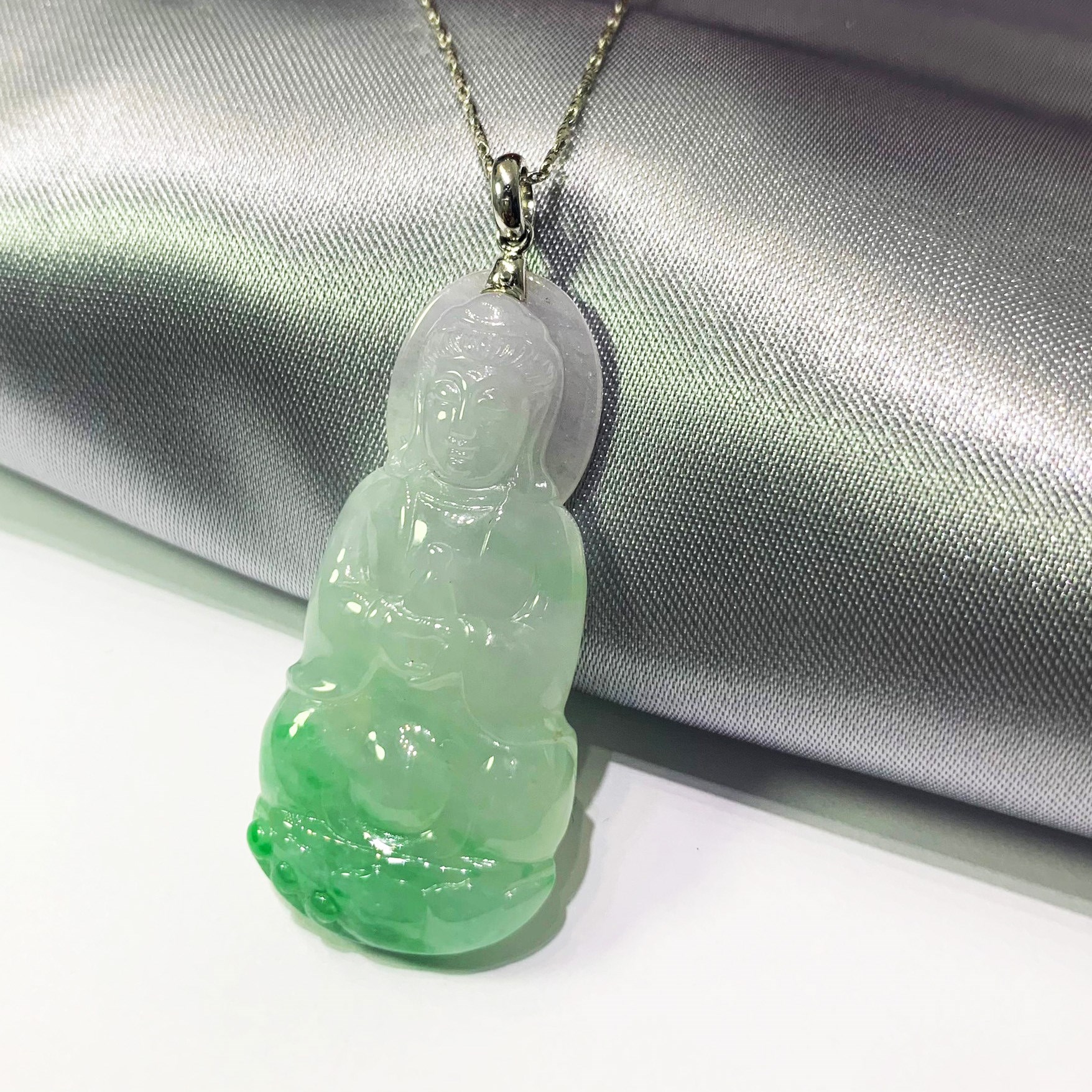 冰種春帶財觀音玉墜(已售出)