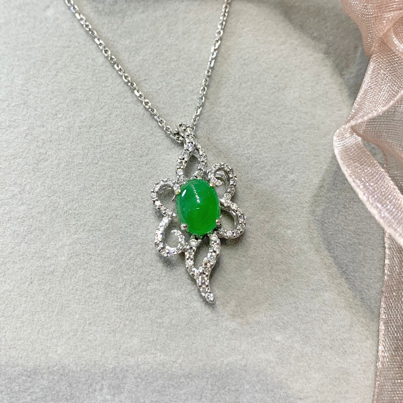 翡翠花開富貴玉墜