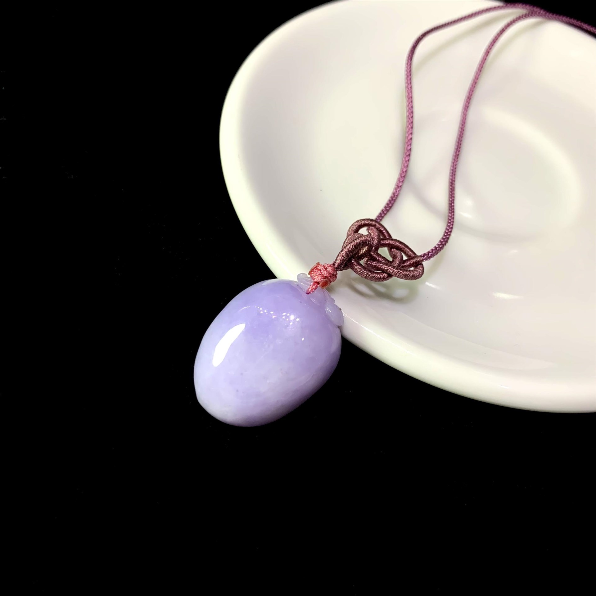 紫羅蘭玉桃墜(已售出)