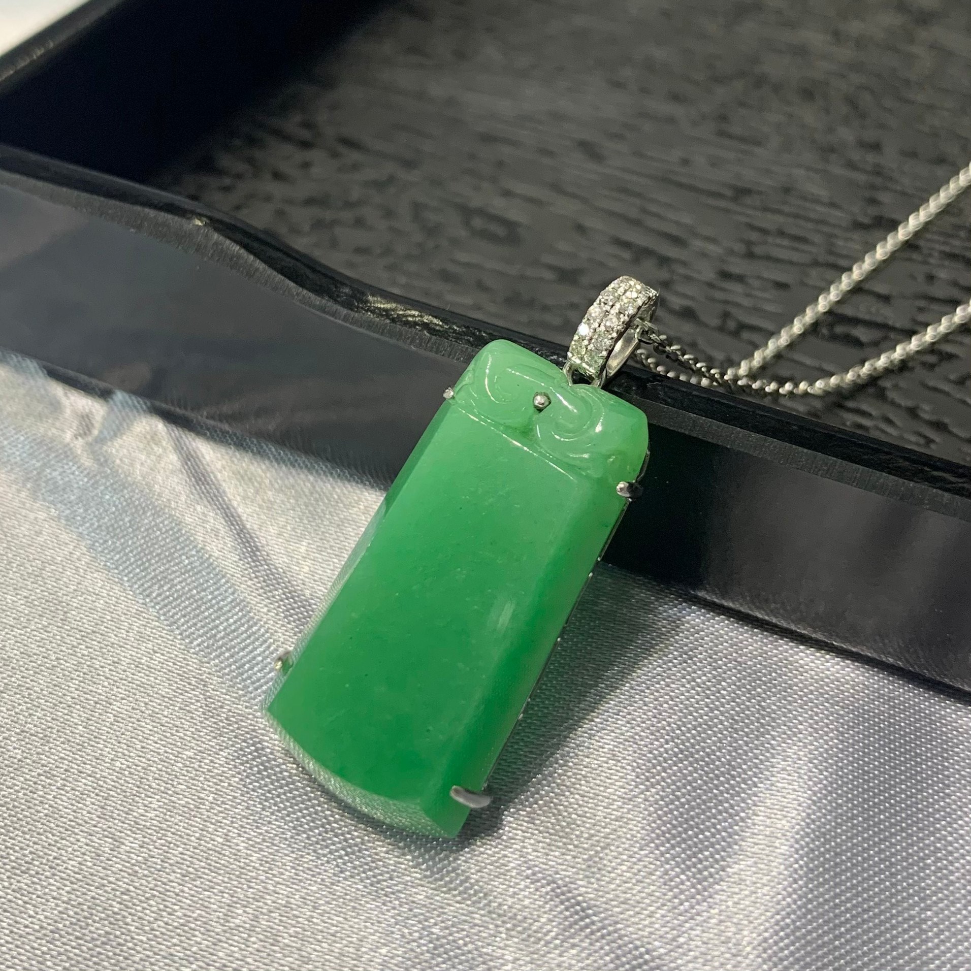 翡翠無事牌玉墜(已售出)