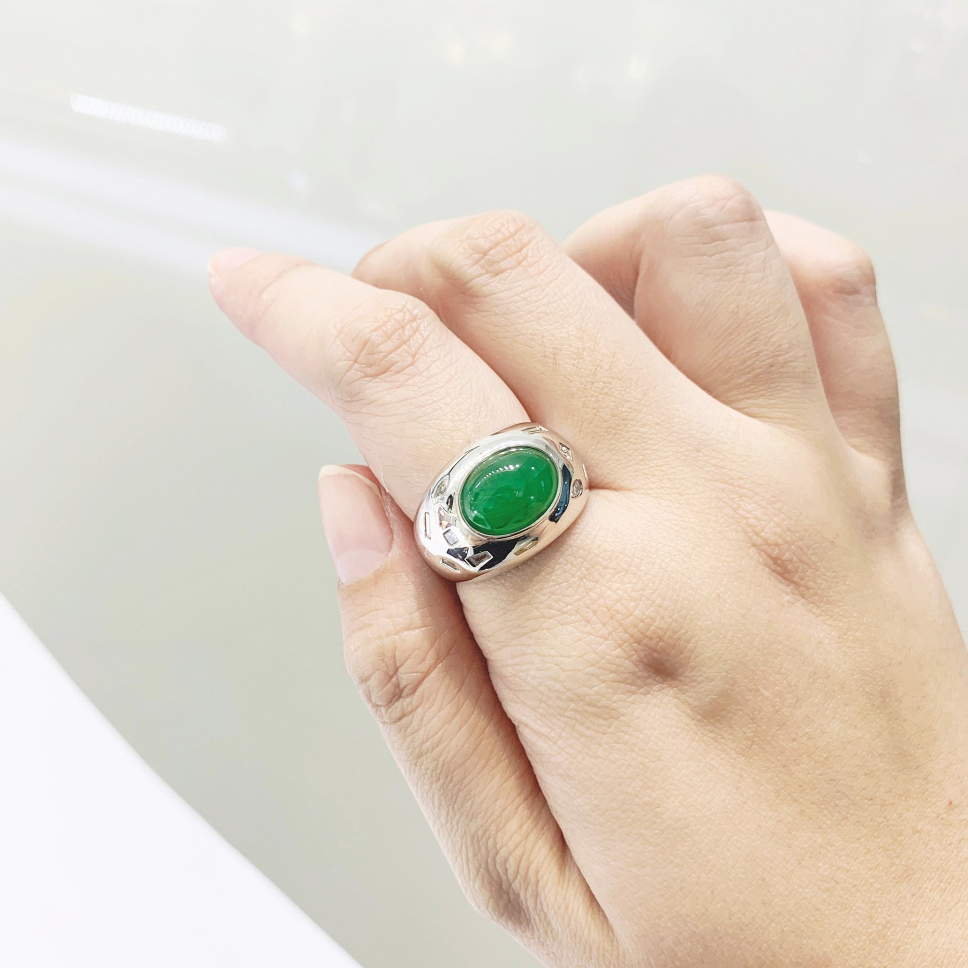 翡翠蛋面寬版戒