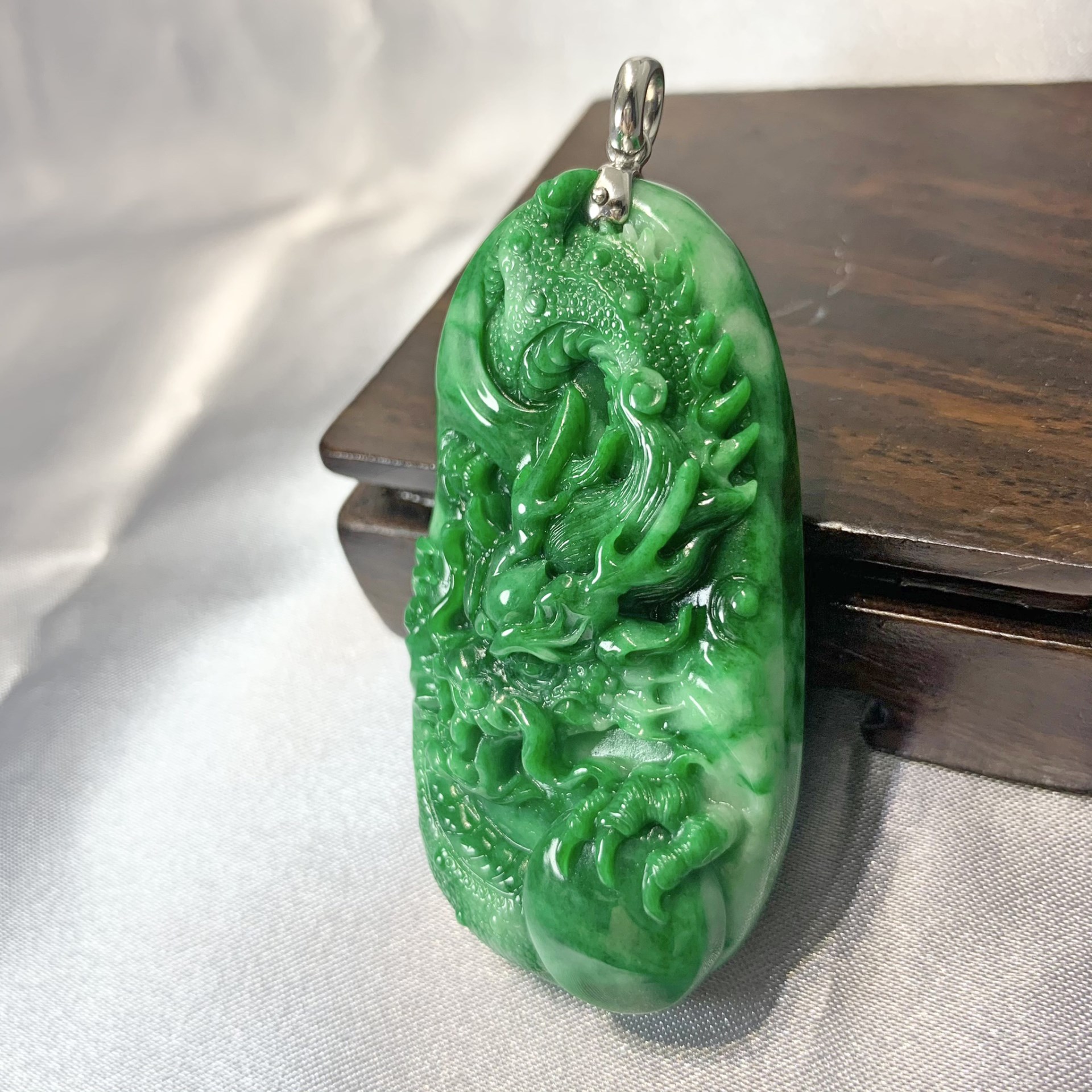 翡翠神龍戲珠玉墜(已售出)