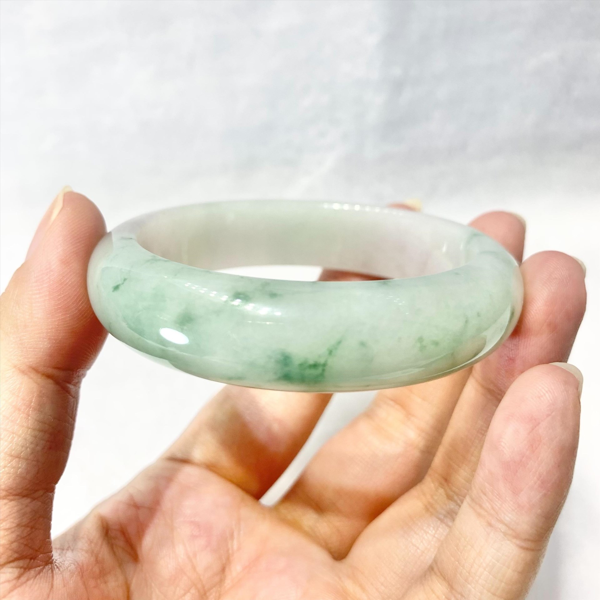 糯種飄花翡翠玉鐲 #17.5-18