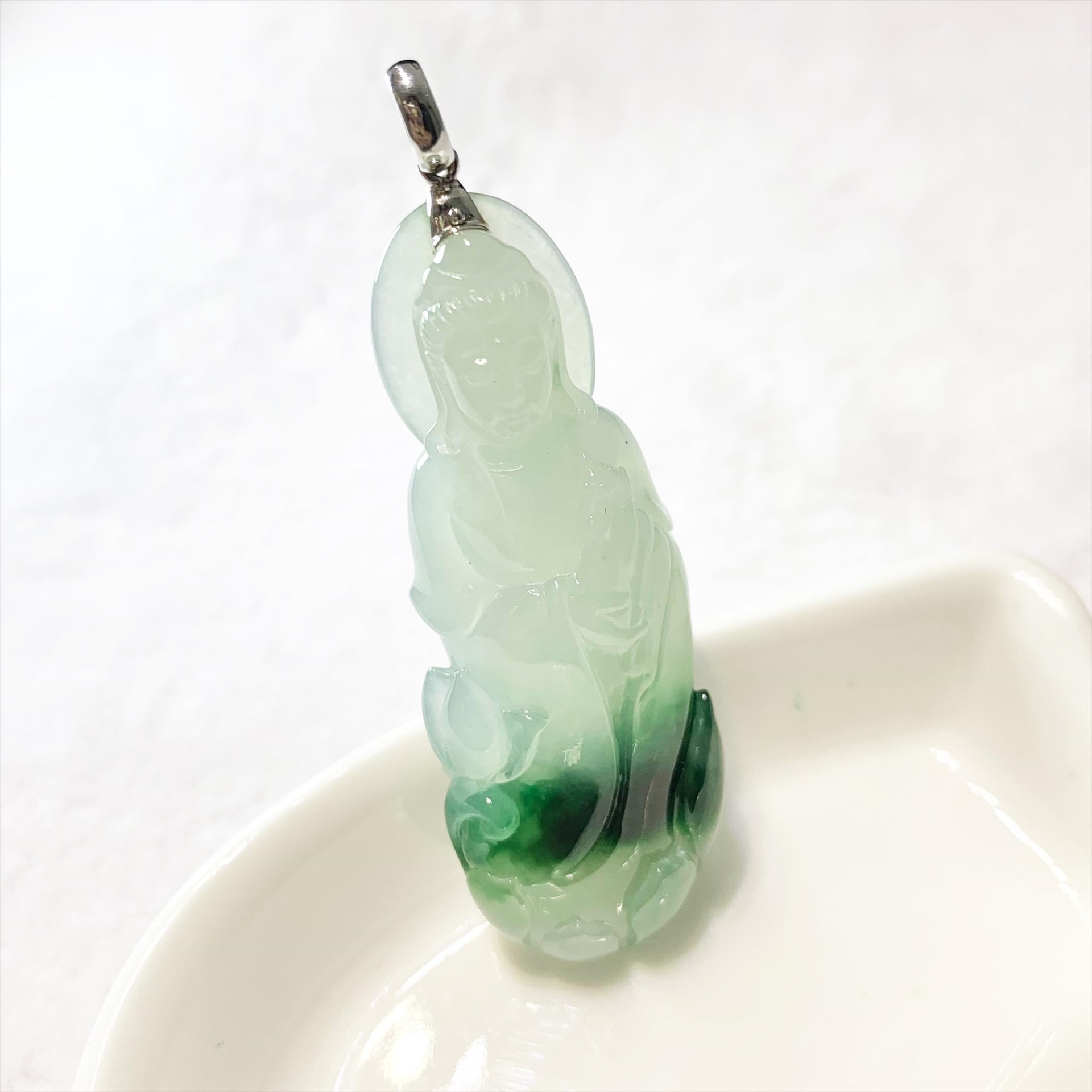 冰種翠綠觀音玉墜(已售出)