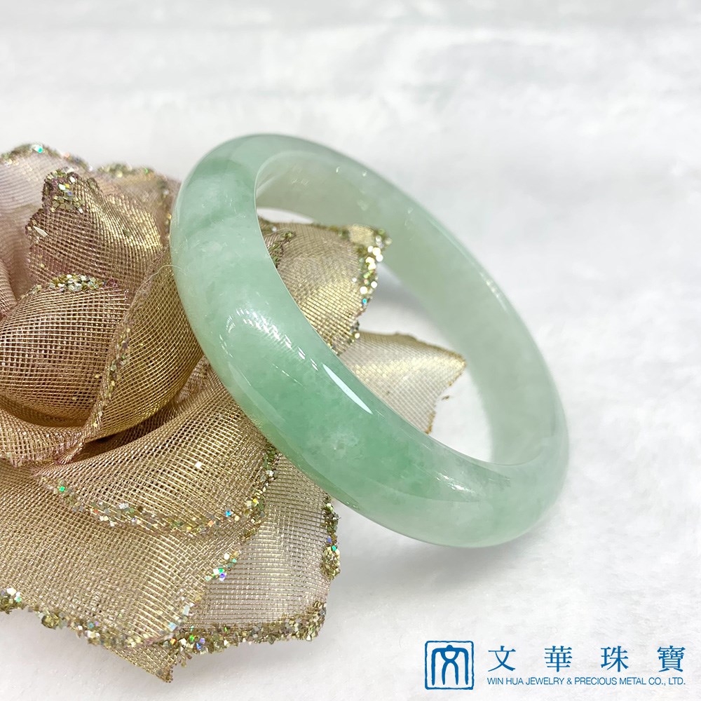 冰糯種蘋果綠玉鐲(18-18.5圍)已售出