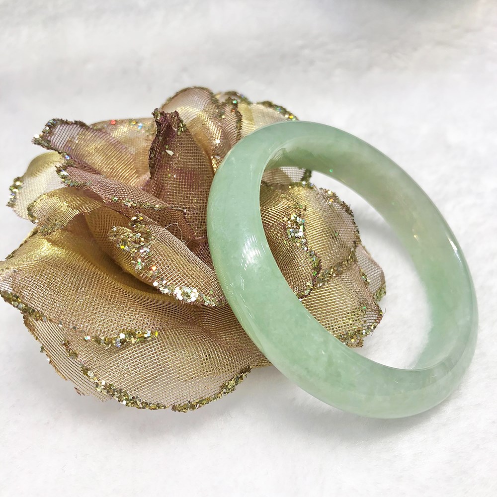 芙蓉綠翡翠玉鐲 #17.5-18(已售出)