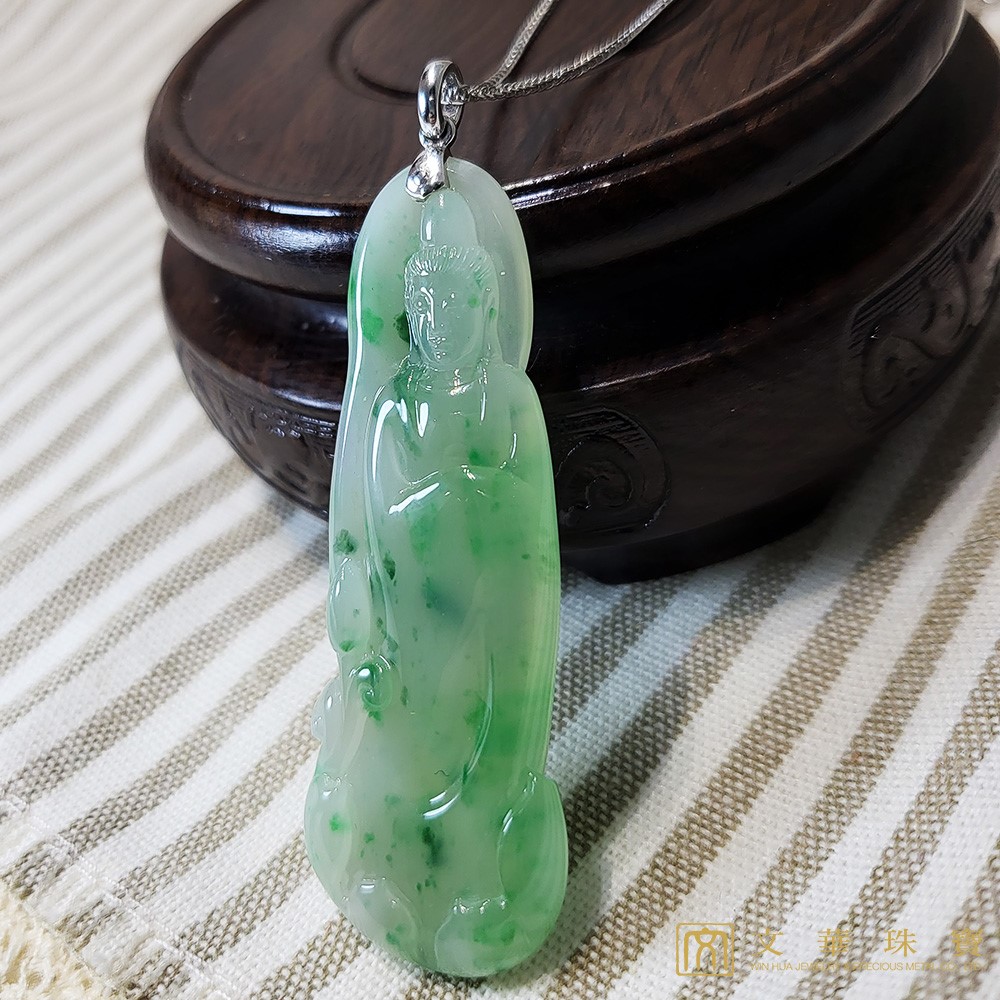 冰種飄翠綠立姿觀音