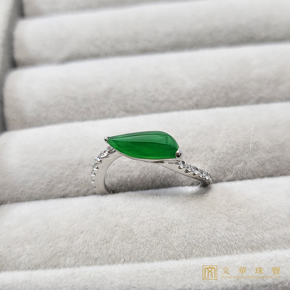 翡翠隨形玉戒指 18K金 國際圍7.5號(已售出)