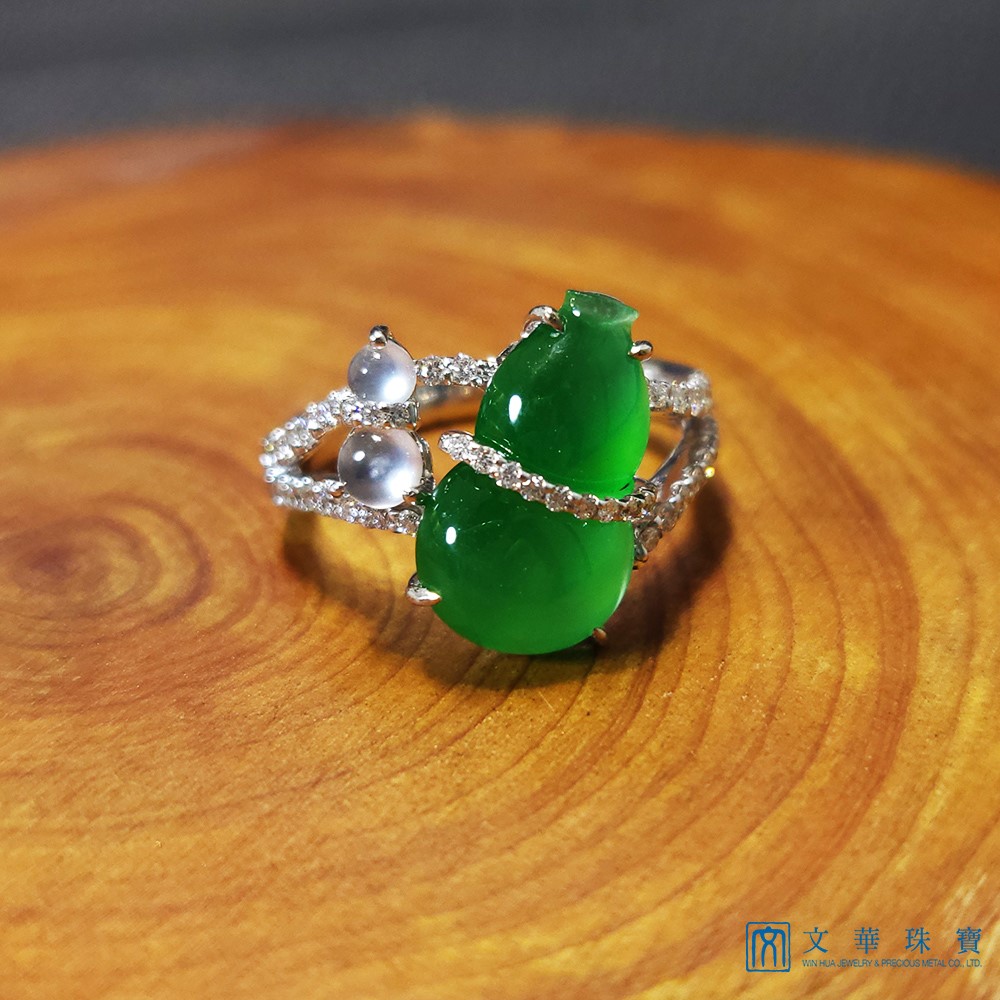 冰種放光翠綠葫蘆鑽戒(已售出)