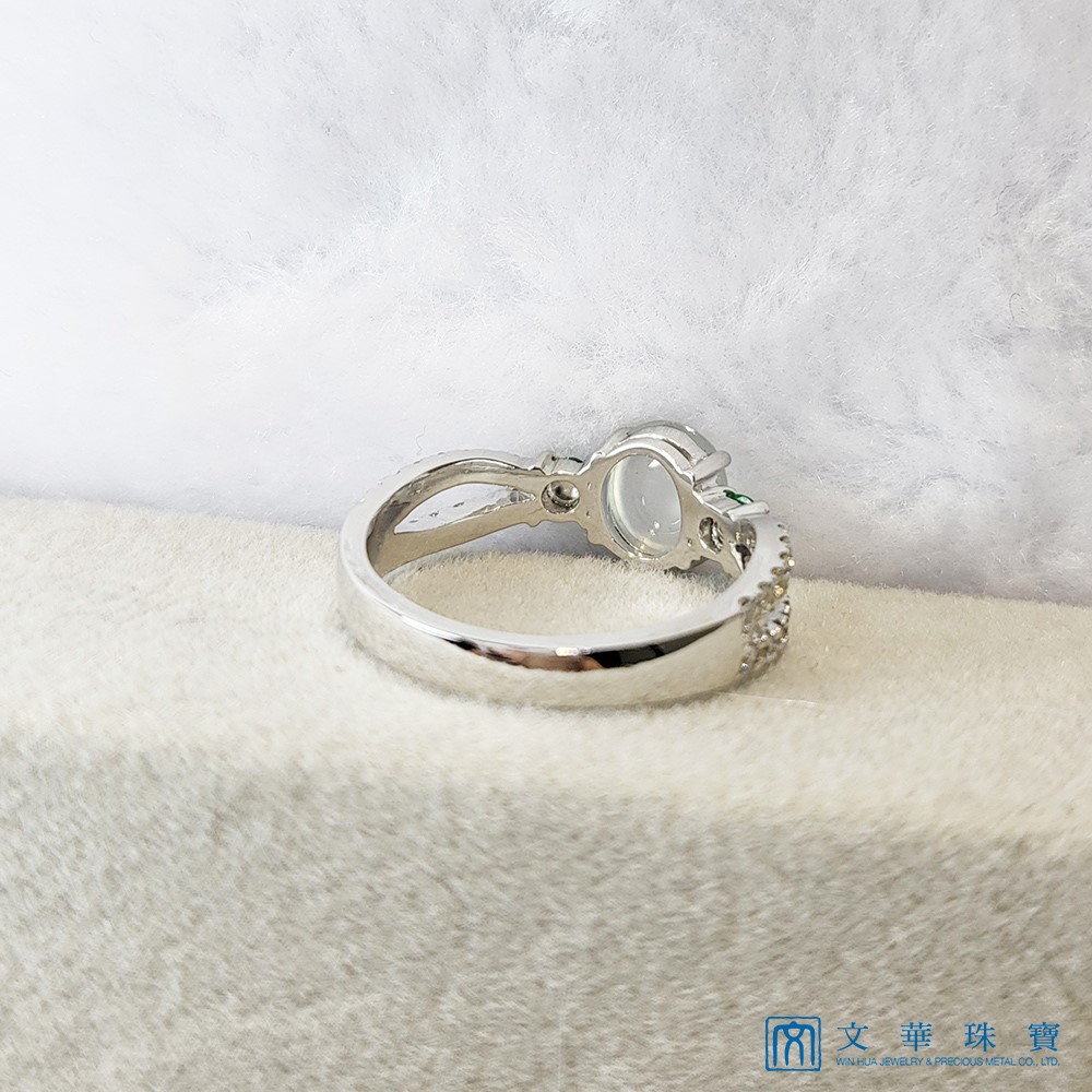 玻璃種蛋面鑽戒 國際圍11號(已售出)