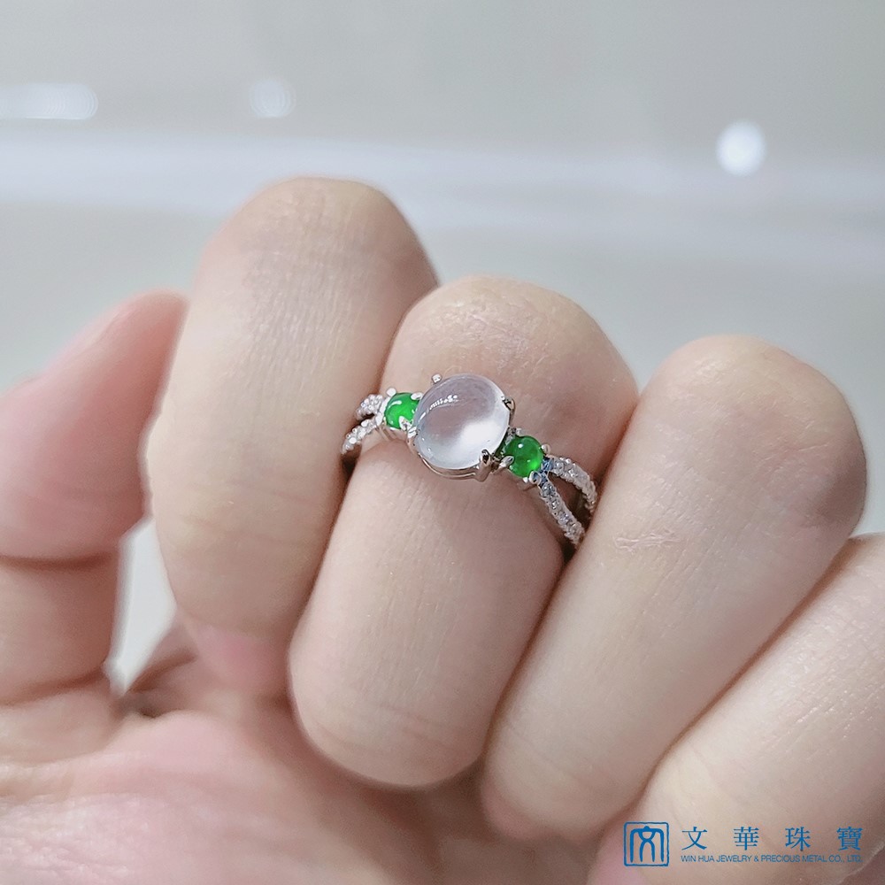 玻璃種蛋面鑽戒 國際圍11號(已售出)