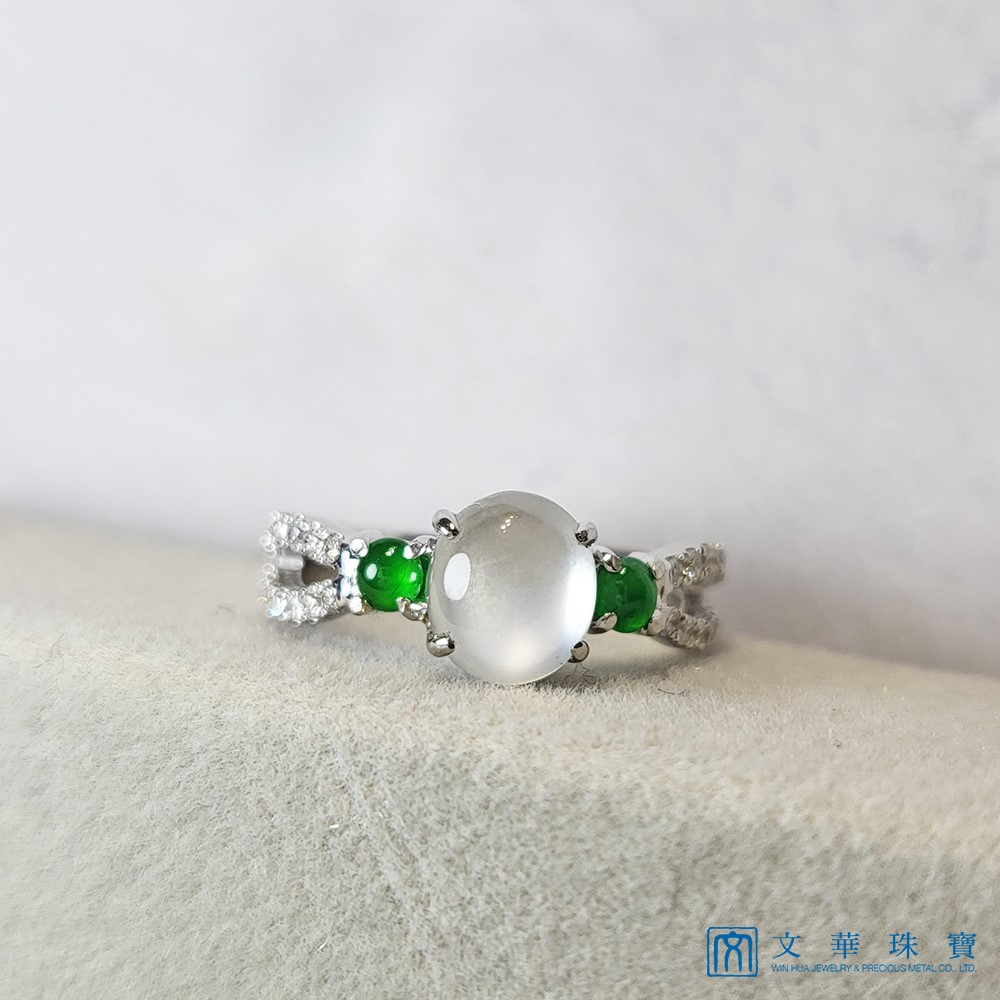 玻璃種蛋面鑽戒 國際圍11號(已售出)