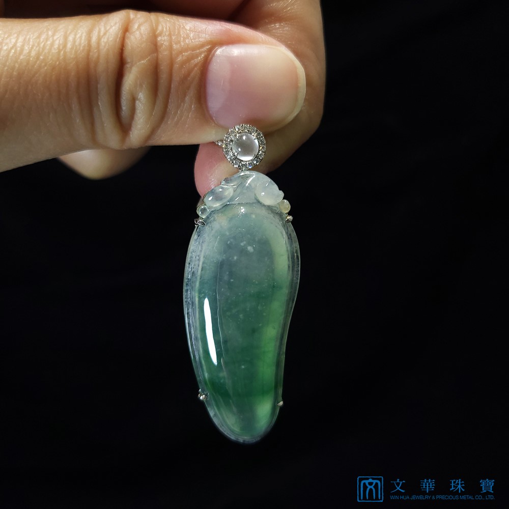 玻璃種飄綠福瓜玉墜 附中國寶石證書(已售出)