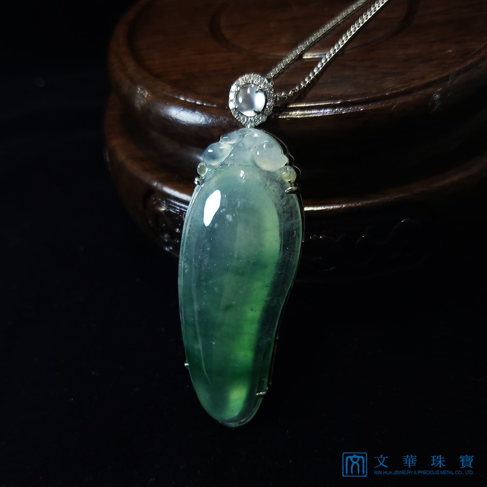 玻璃種飄綠福瓜玉墜 附中國寶石證書(已售出)