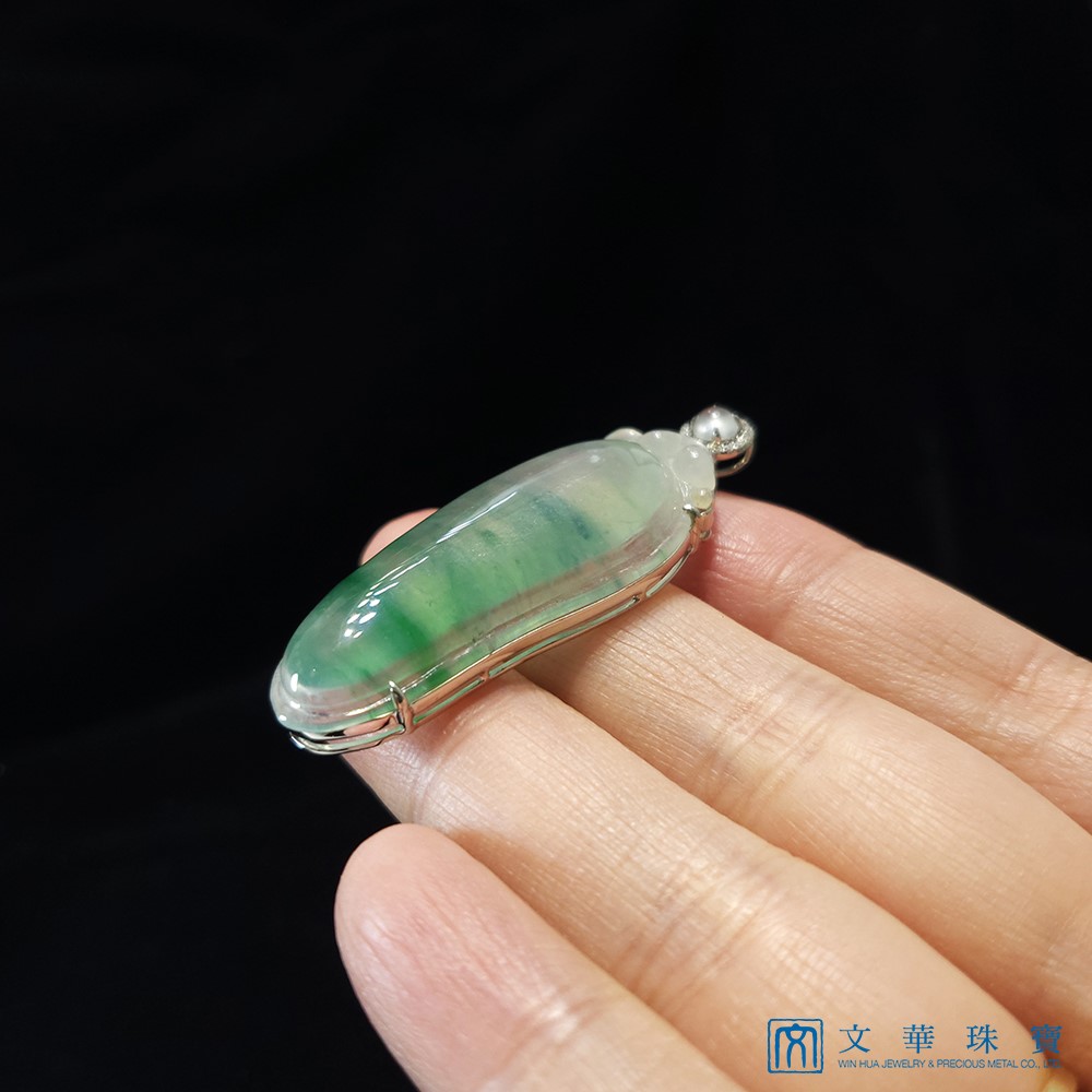 玻璃種飄綠福瓜玉墜 附中國寶石證書(已售出)