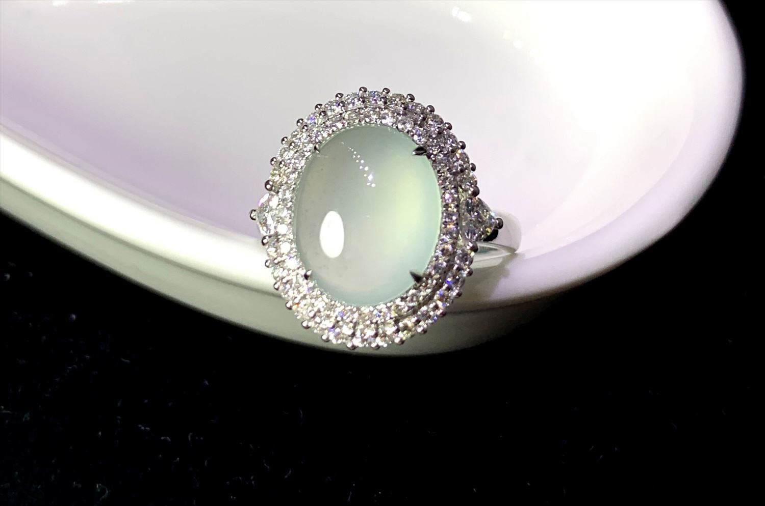 玻璃種蛋面玉戒