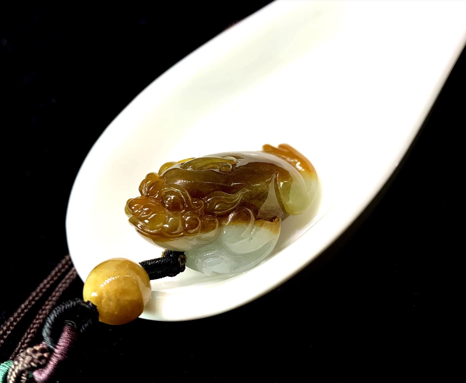 黃翡玉蟾掛件(已售出)