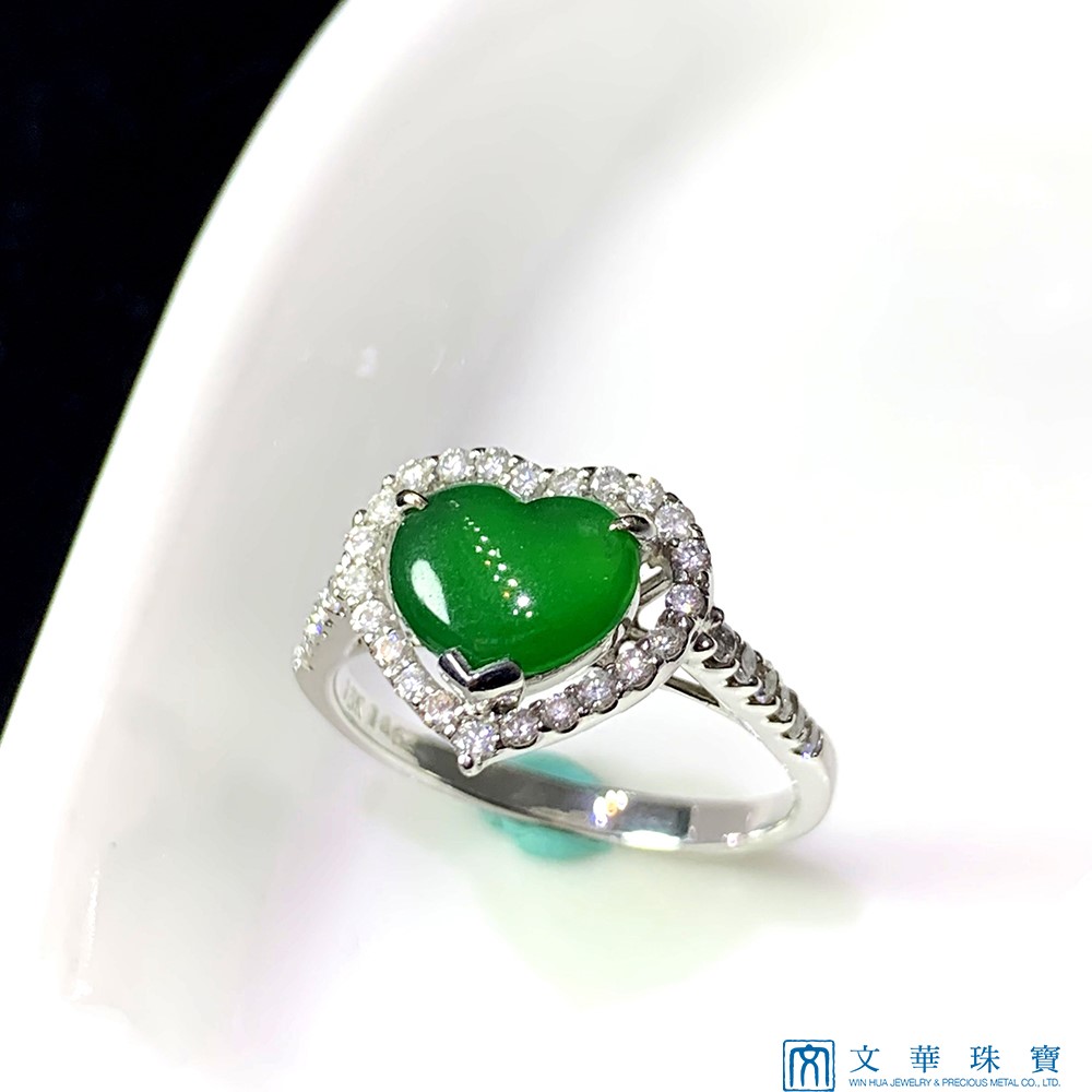 翡翠愛心鑽戒  國際圍12號