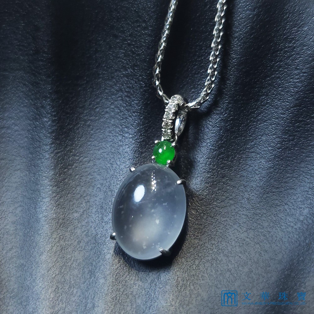 木拿種翡翠蛋面玉墜(已售出)