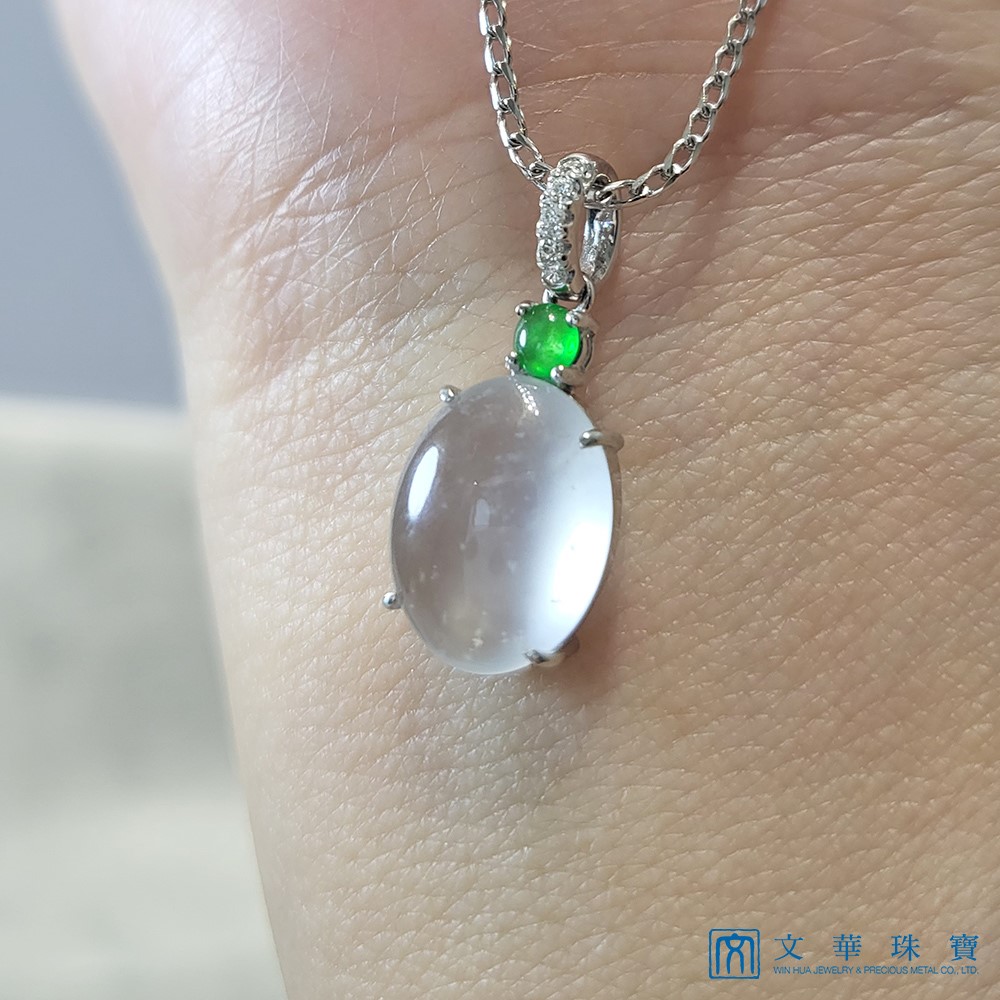 木拿種翡翠蛋面玉墜(已售出)