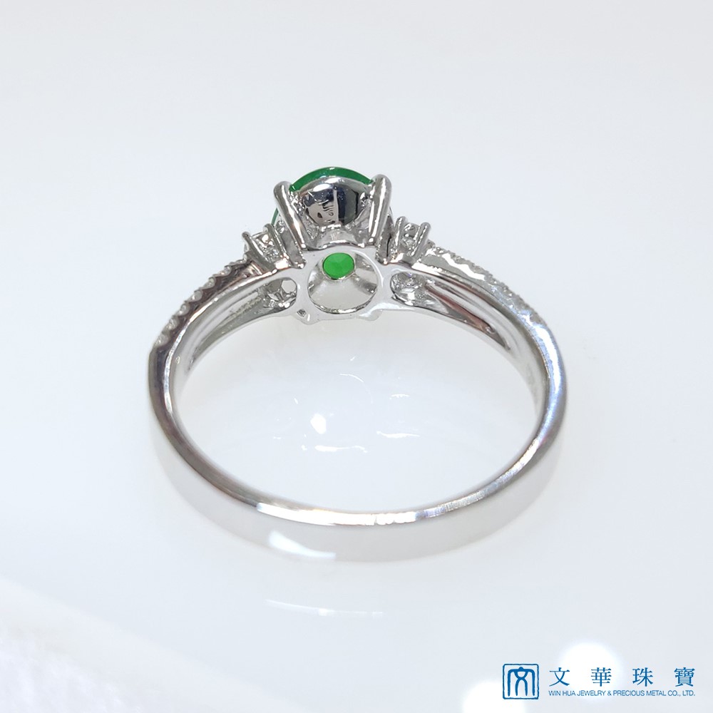 帝王綠翡翠蛋面鑽戒 