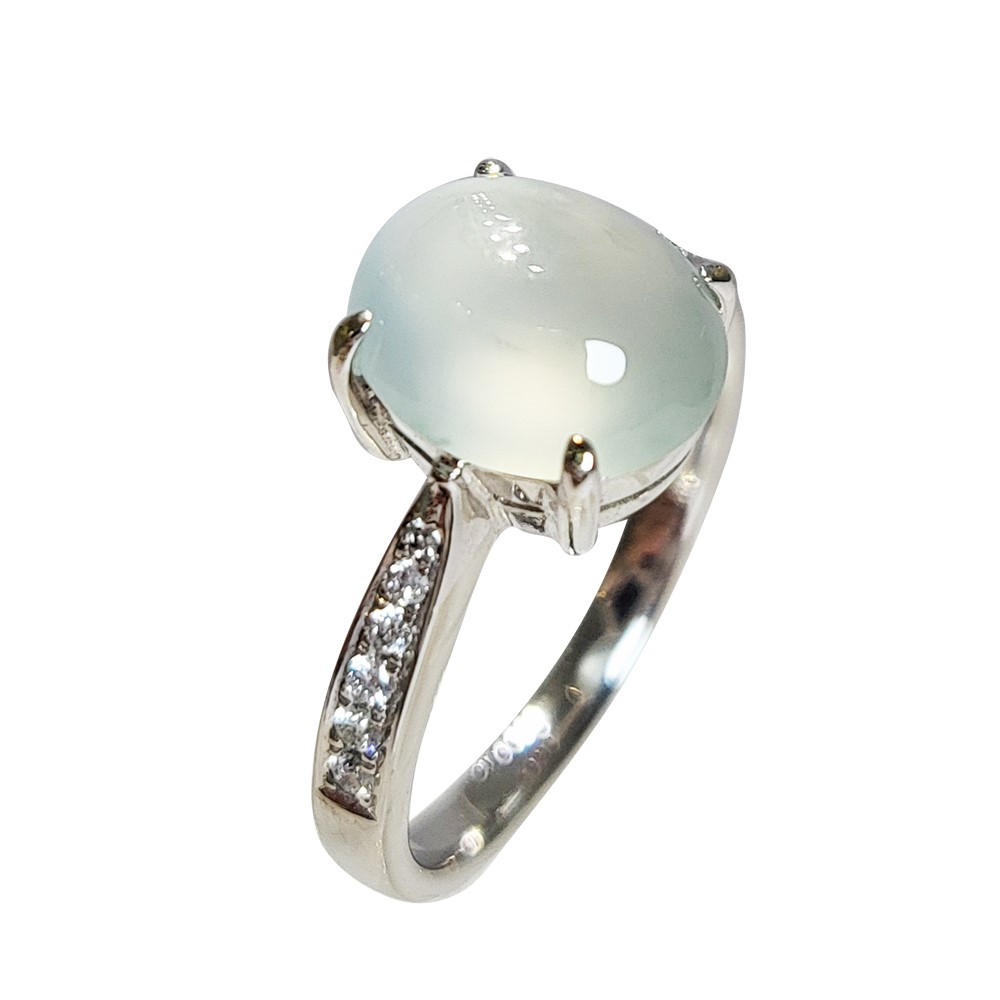 冰玻蛋面經典鑽戒 鉑金台 國際圍11.5號 