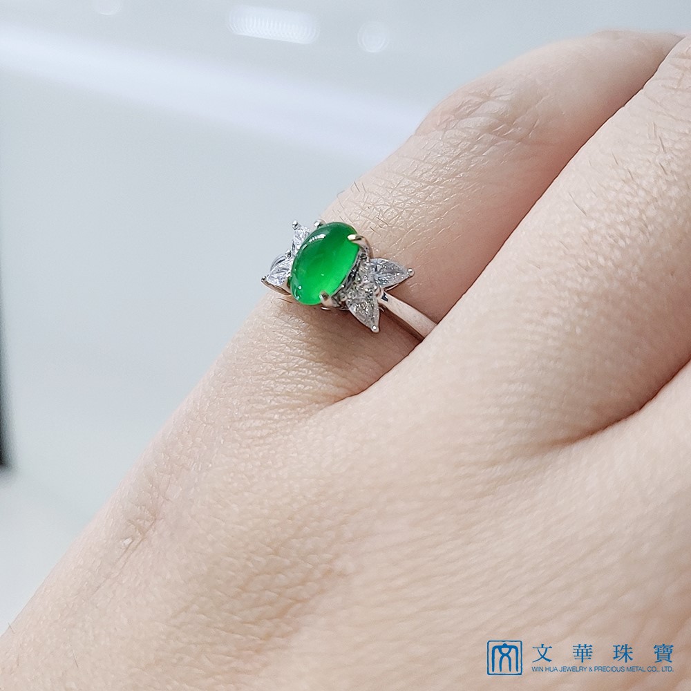 冰翠蛋面馬眼鑽戒 國際圍10.5號