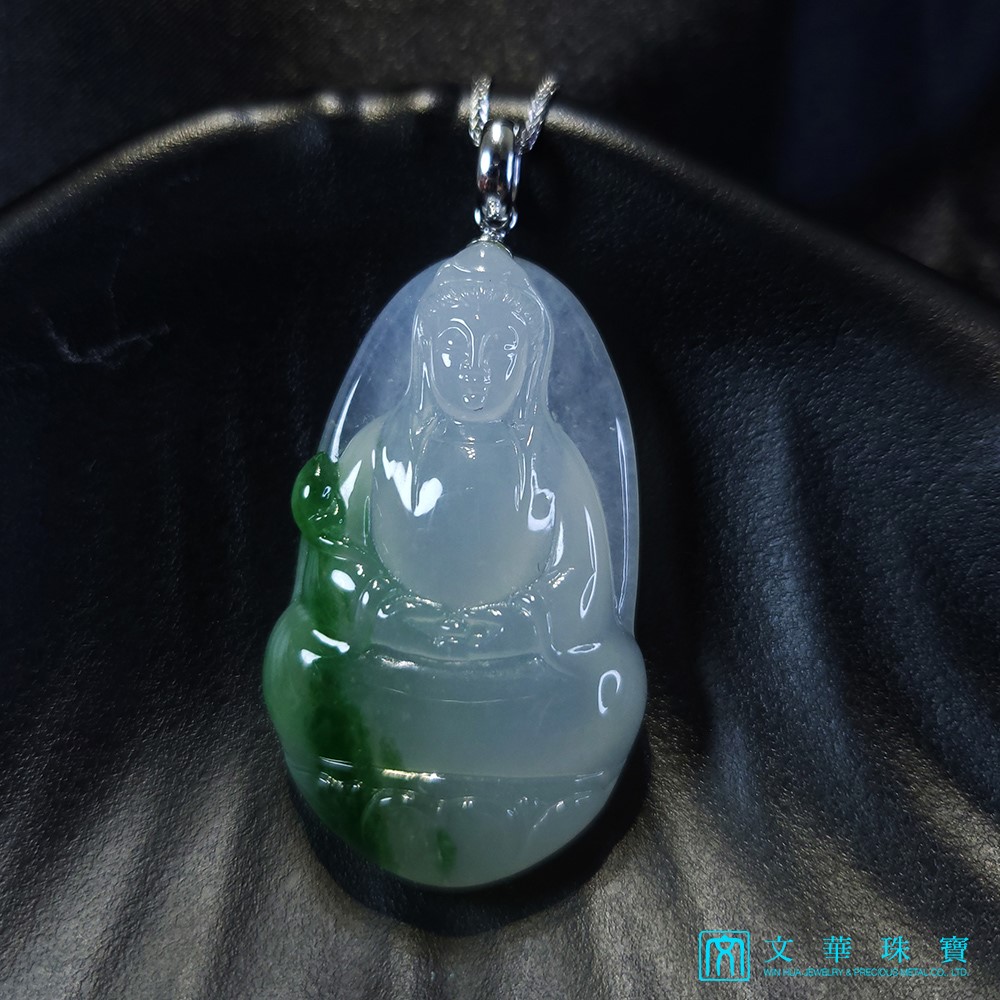 玻璃種帶綠素衣觀音 附中國寶石證書(已售出)