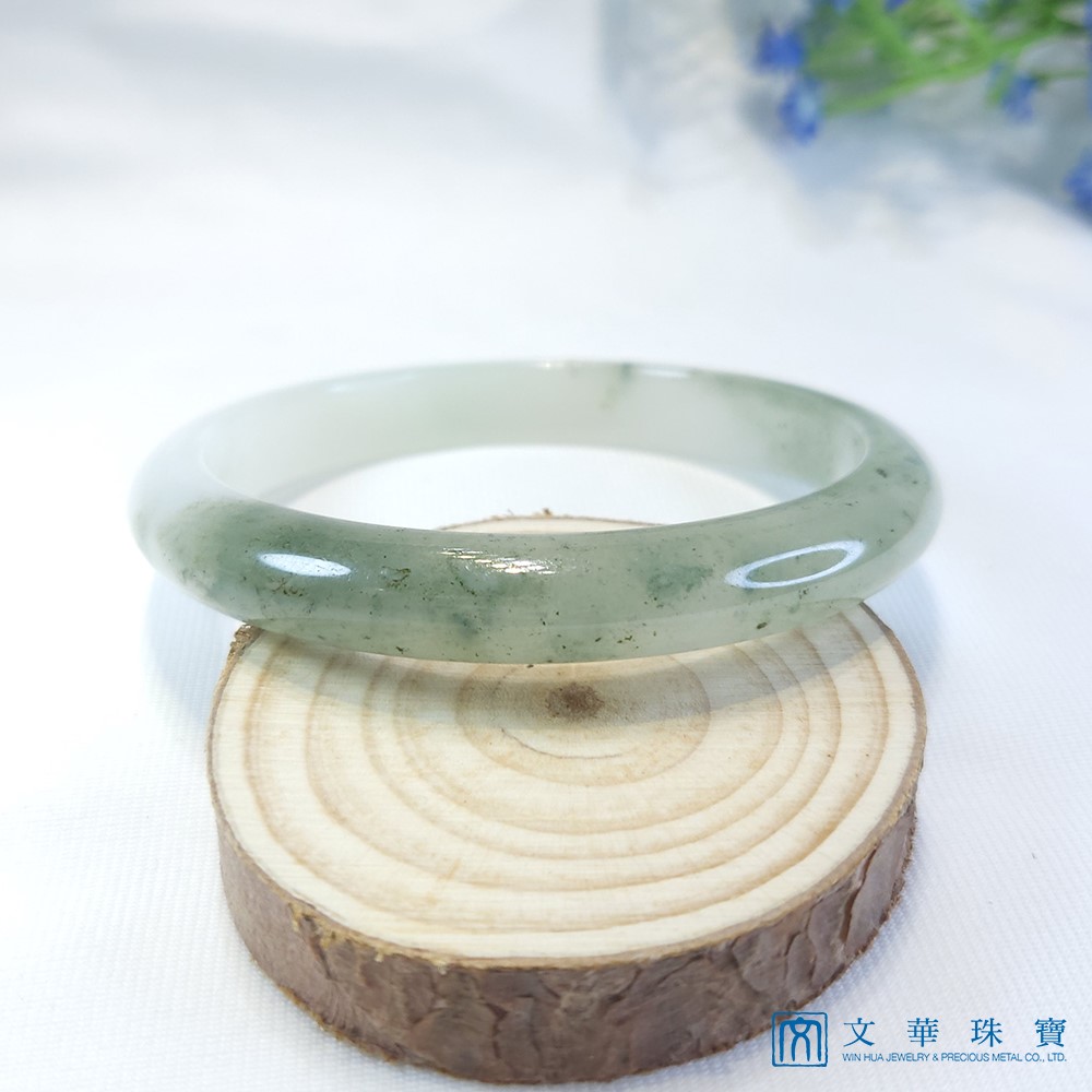 冰糯飄花玉鐲 19圍 (已售出)