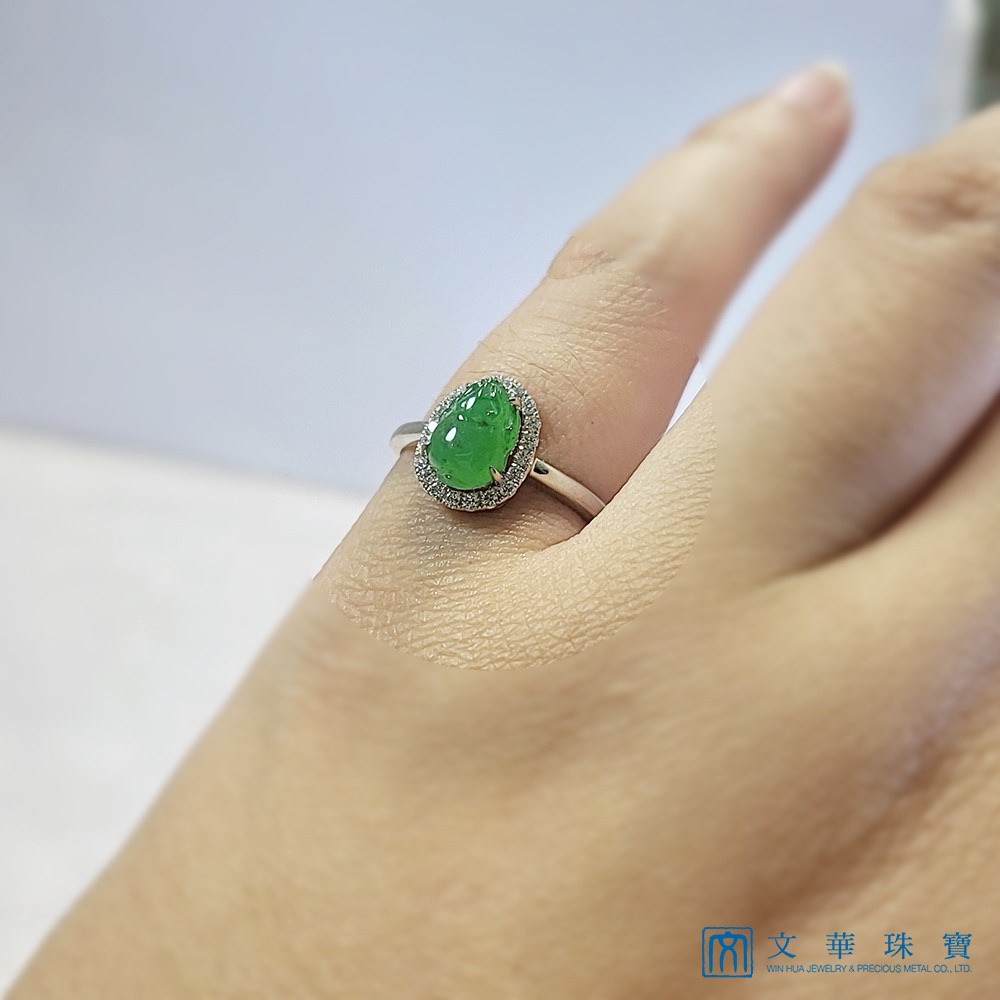 翡翠玉蟾鑽戒 國際圍12號