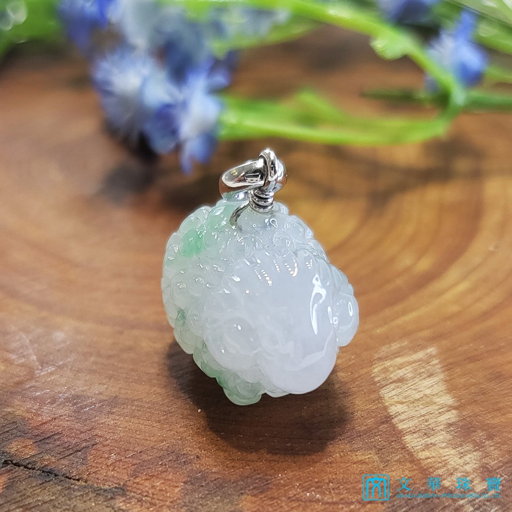 芙蓉綠立體綿羊玉墜