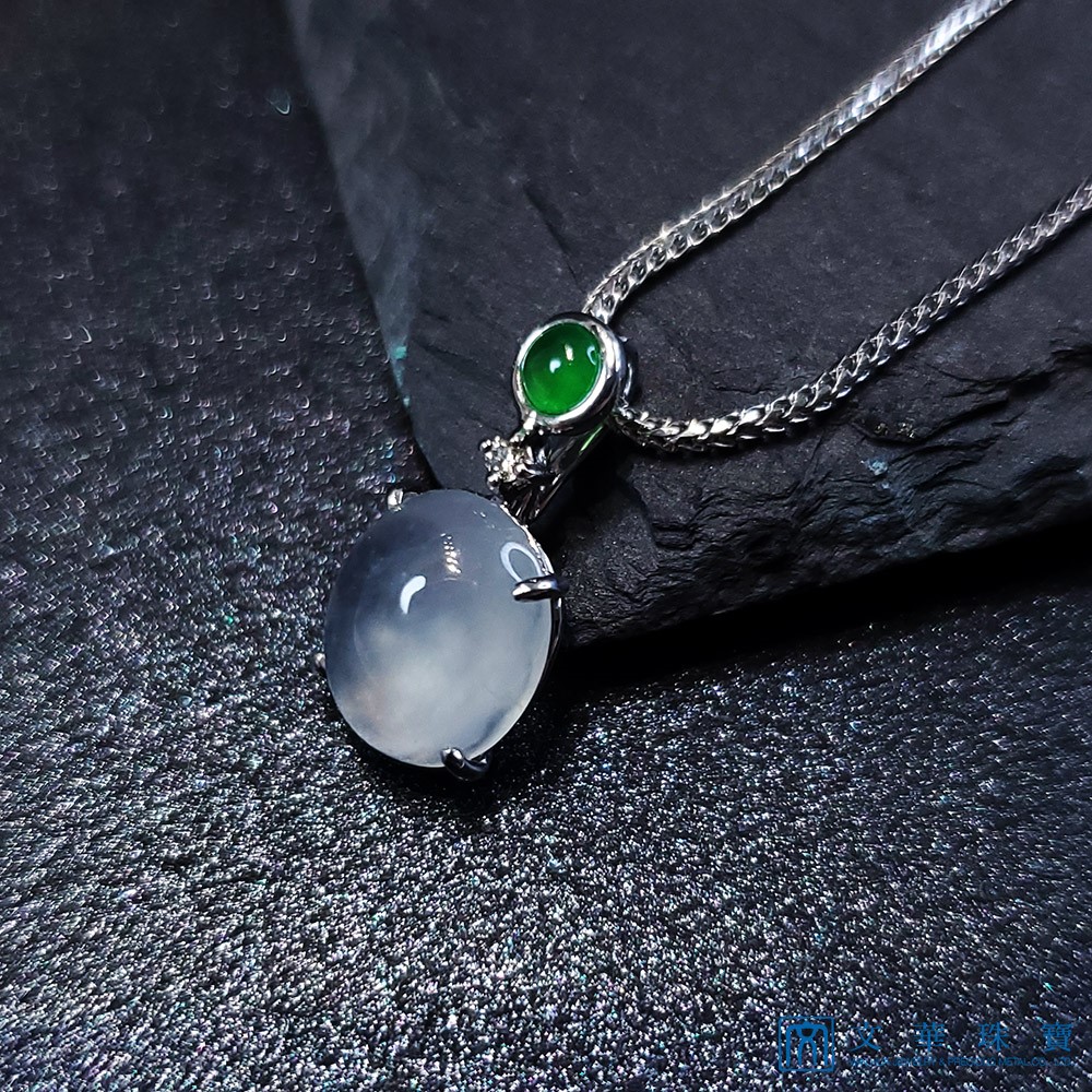 木拿種冰蛋玉墜