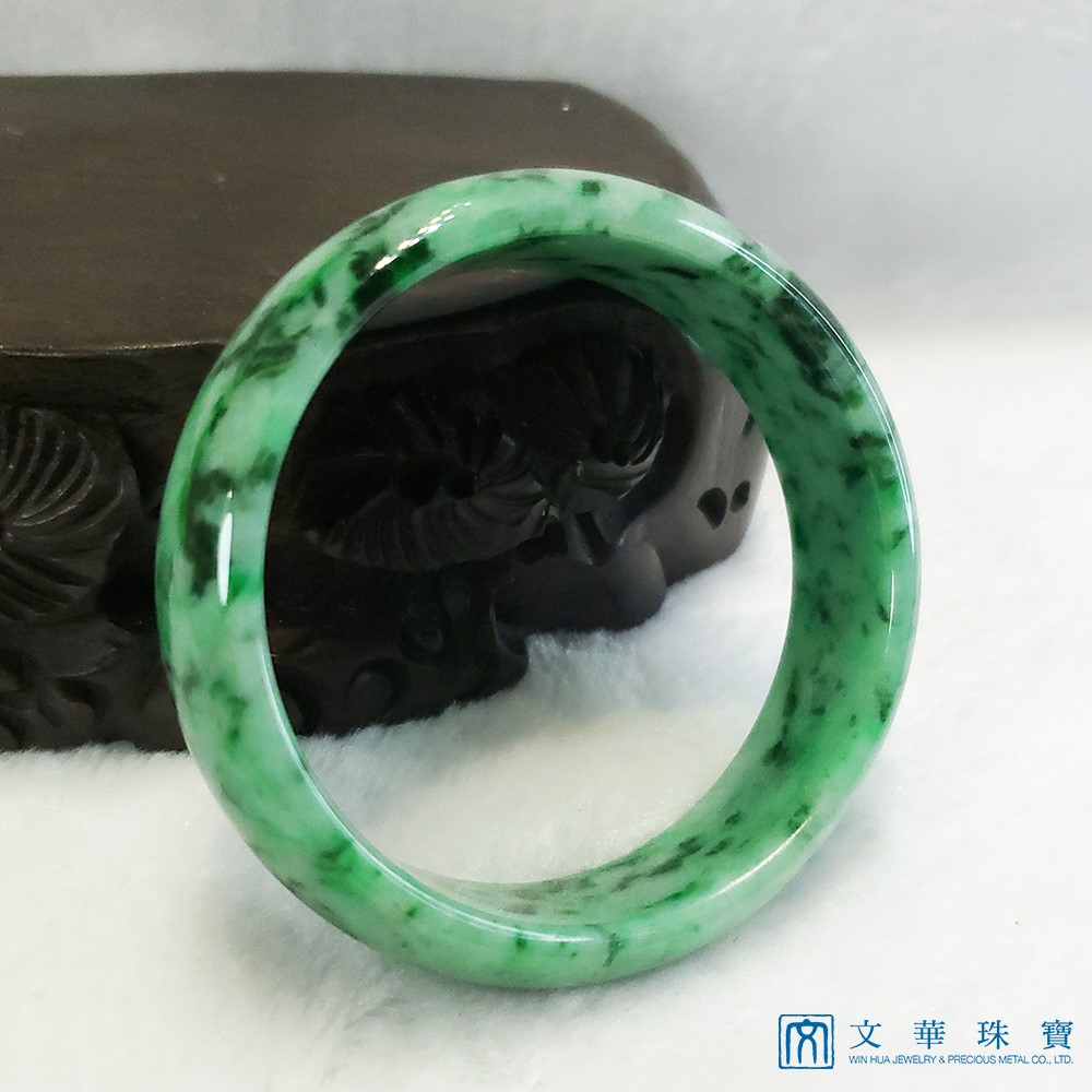 豆底翡翠飄花寬版玉鐲 18圍