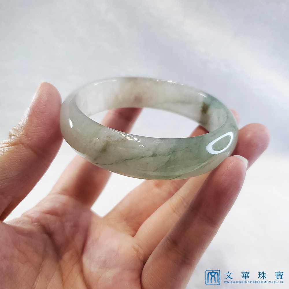 翡翠冰種帶湖綠絲寬版玉鐲 19圍 平安鐲