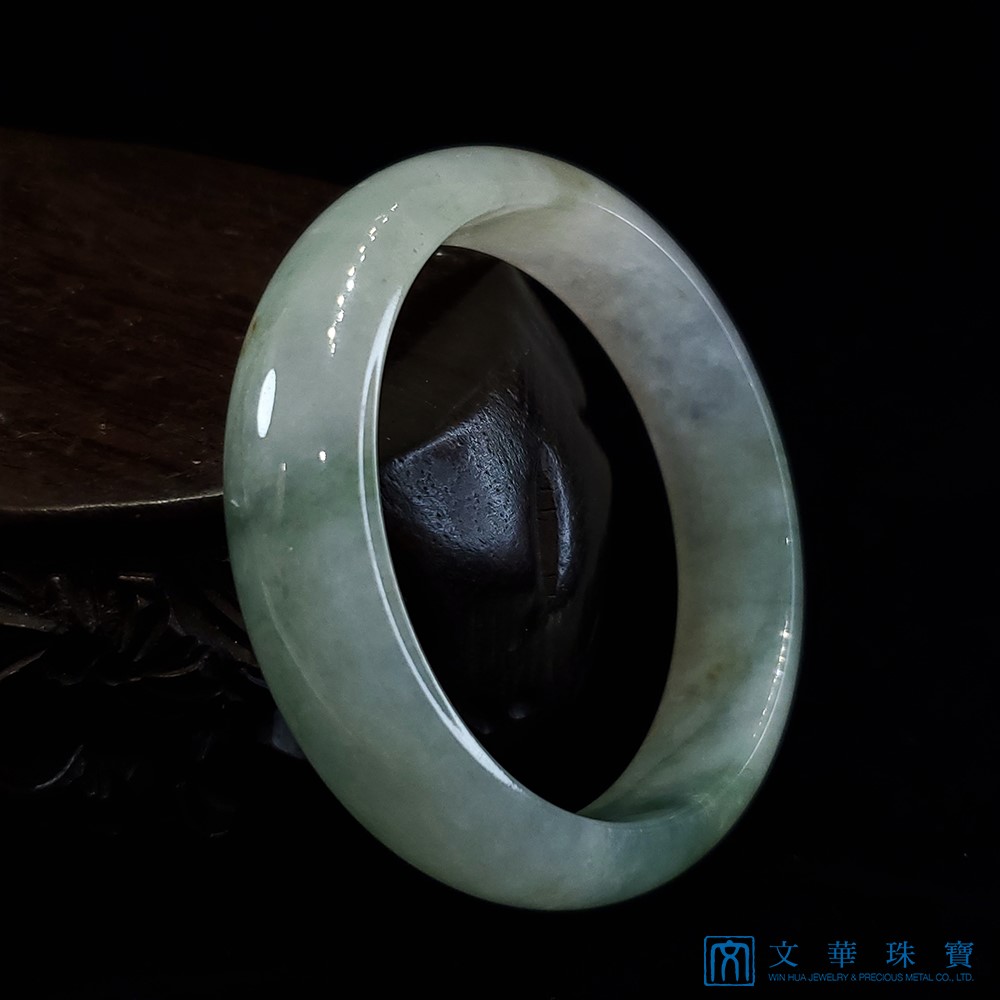 翡翠冰種帶湖綠絲寬版玉鐲 19圍 平安鐲