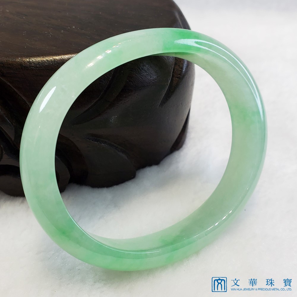 翡翠冰種陽綠玉鐲 17圍 貴妃鐲