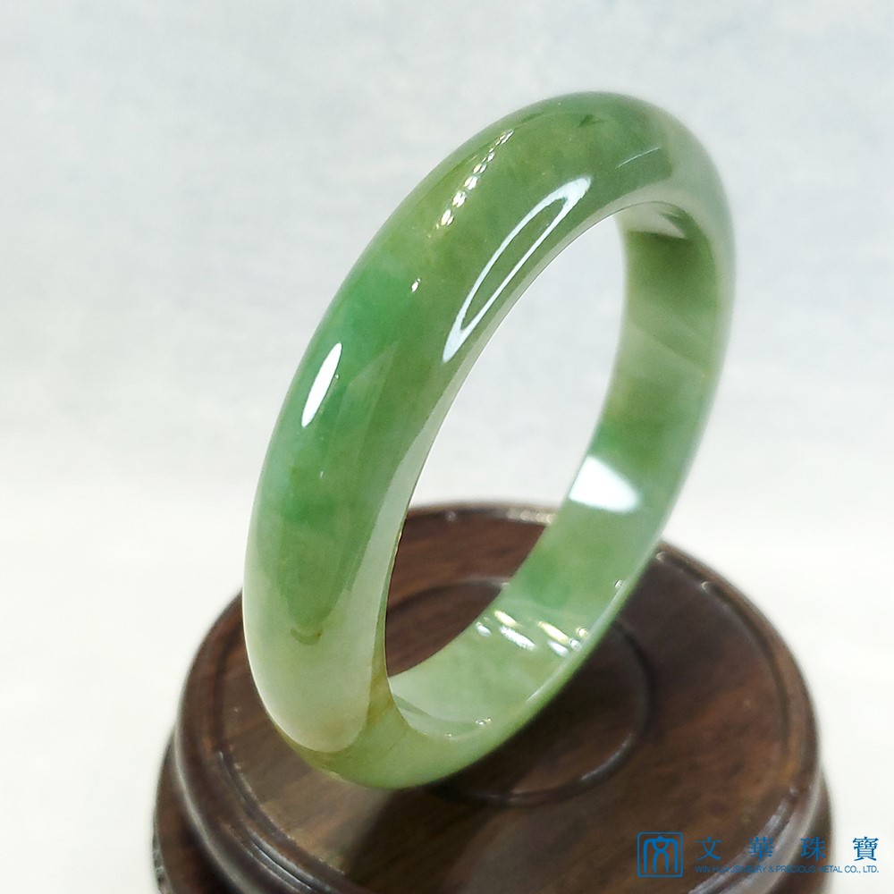 翡翠草綠帶翠玉鐲 17.8圍 平安鐲