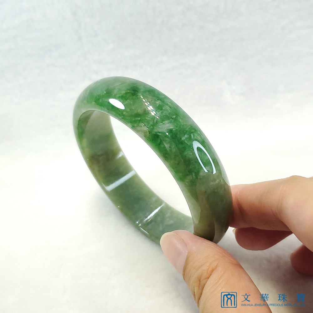  翡翠油青帶綠寬版玉鐲 19.5圍 平安鐲(已售出)