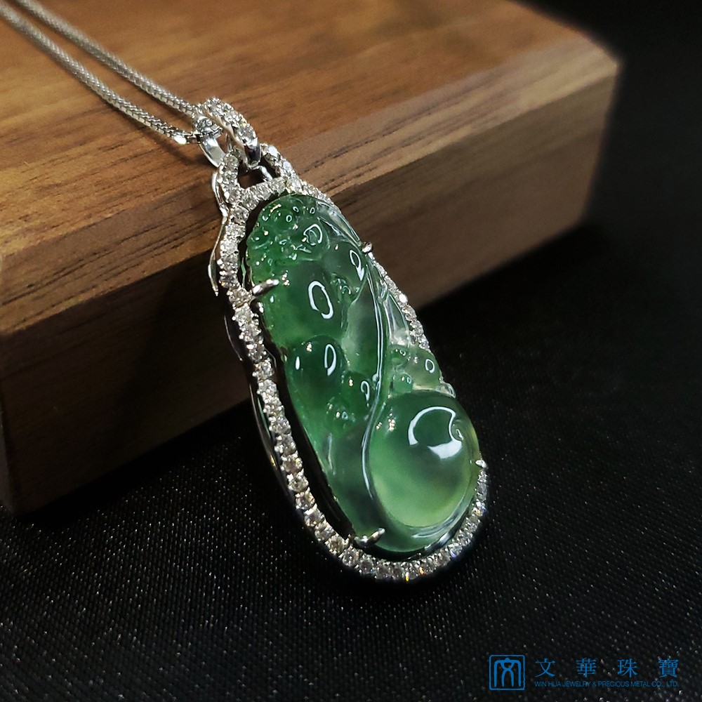 玻璃種神龍戲珠玉墜(已售出)