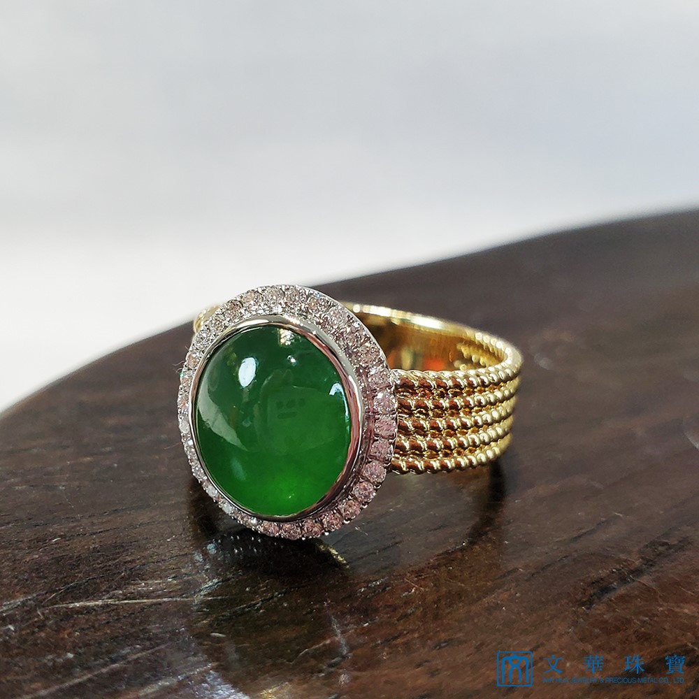 翡翠蛋面米金色鑽戒 10.5圍