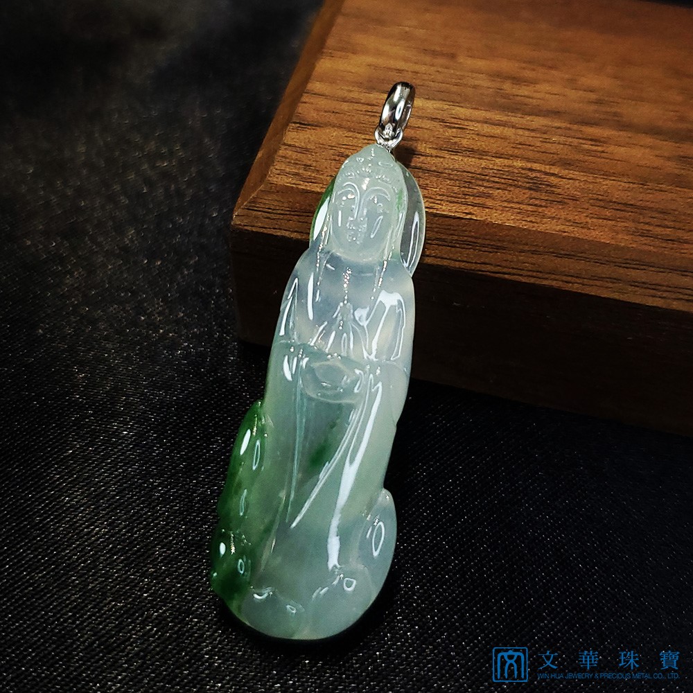 玻璃種飄花立姿觀音 贈中國寶石證書