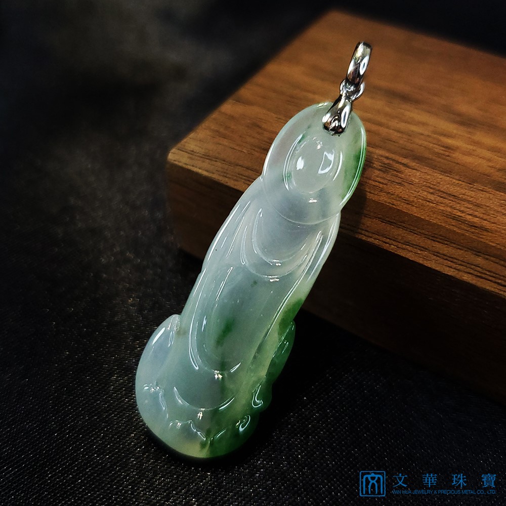 玻璃種飄花立姿觀音 贈中國寶石證書