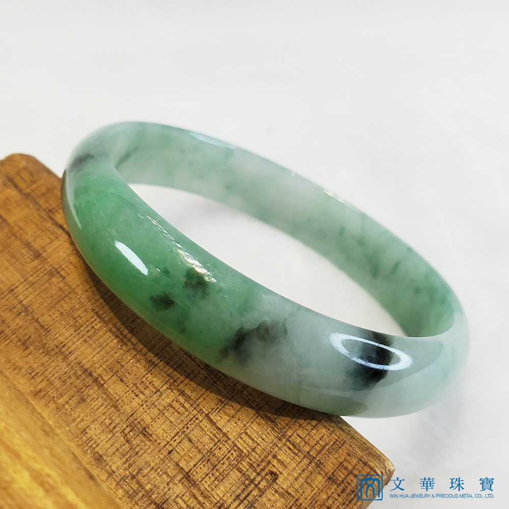冰湖綠帶花青貴妃鐲 18圍 附中國寶石證書(已售出)