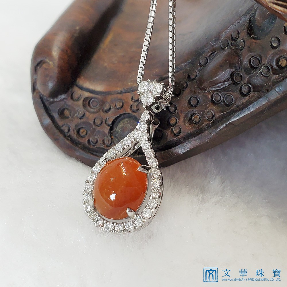  紅翡蛋面水滴型翡翠鑽墜