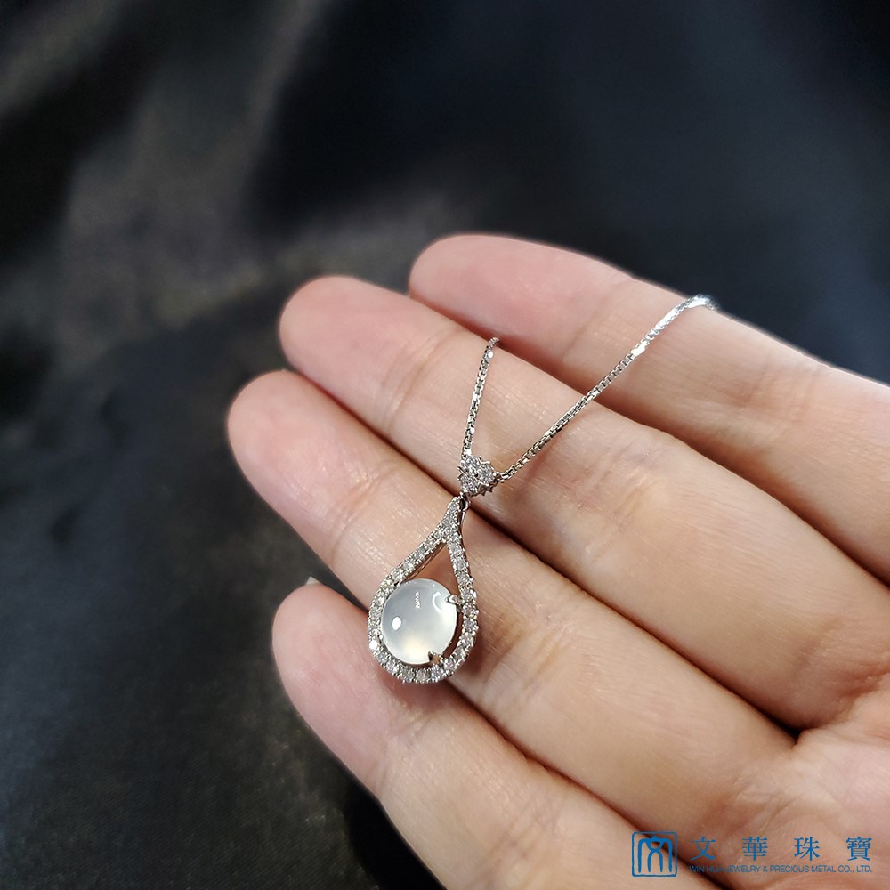 翡翠冰種蛋面水滴鑽墜