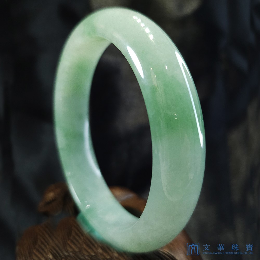 芙蓉蘋果綠玉鐲 18.5圍